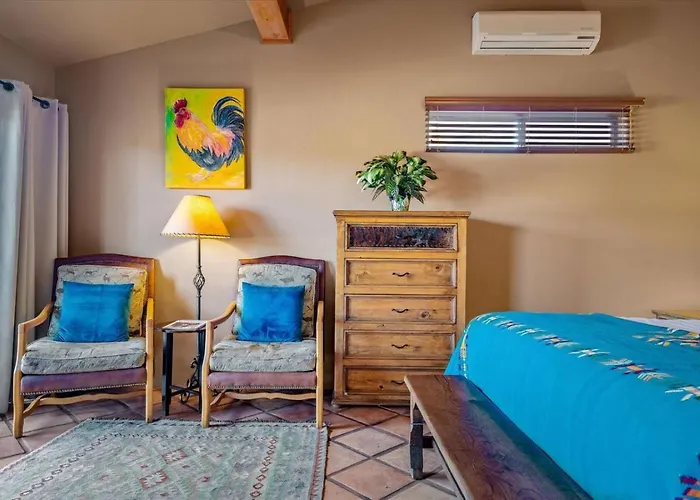 Apartment King Casita Shared Hot Tub - Breakfast Included Sedona