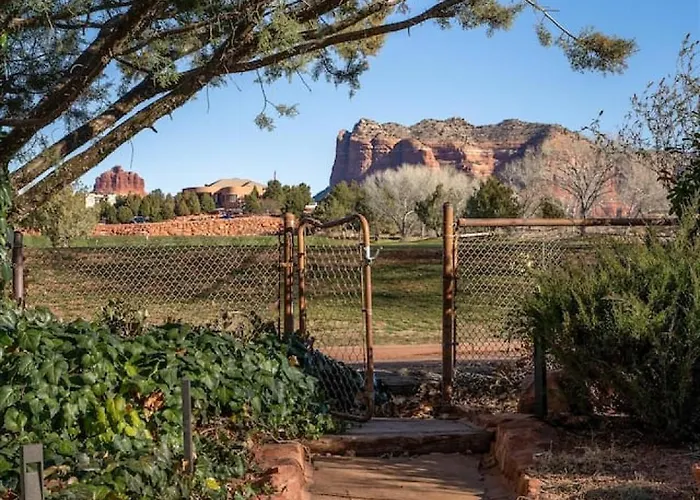 King Casita Shared Hot Tub - Breakfast Included Apartment Sedona
